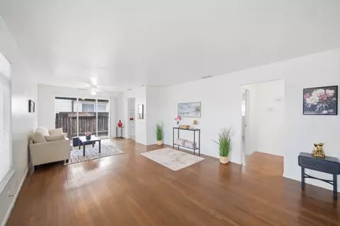 6206 Coyle Ave, Carmichael, CA 95608 photo 2