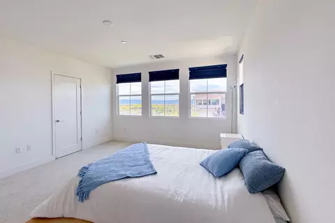 Bedroom - 37972 Spring Tide Rd, Newark, CA 94560 photo 2 of 2