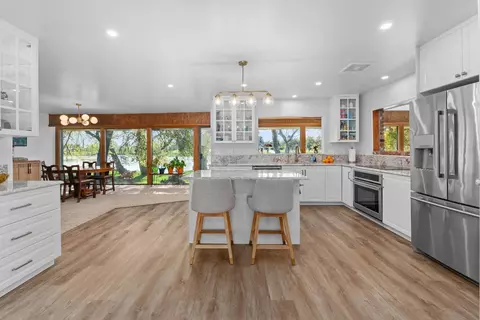 Kitchen - 195 Howell Ave, Red Bluff, CA 96080 photo 3 of 8