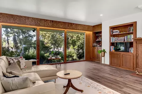 Living - 195 Howell Ave, Red Bluff, CA 96080 photo 6 of 8