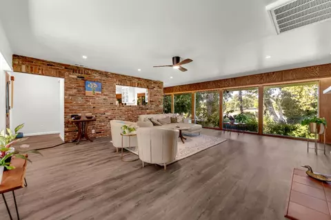 Living - 195 Howell Ave, Red Bluff, CA 96080 photo 3 of 8