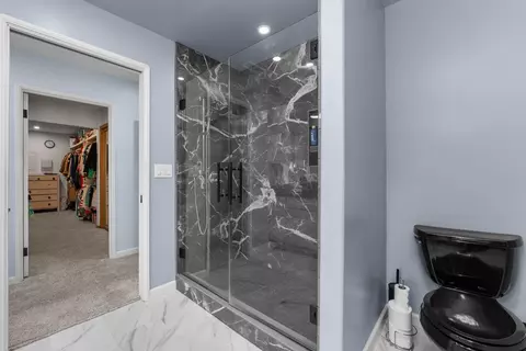 Bath - 195 Howell Ave, Red Bluff, CA 96080 photo 2 of 4