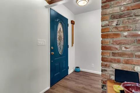 Entry Way - 195 Howell Ave, Red Bluff, CA 96080 photo 1 of 3
