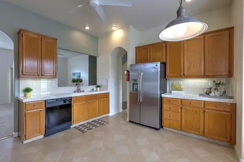 Kitchen - 3501 Red Maple Dr, Modesto, CA 95355 photo 3 of 5