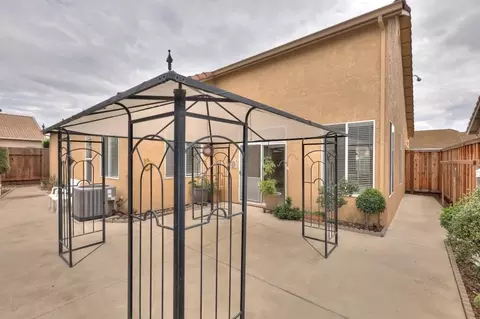 Exterior - 3501 Red Maple Dr, Modesto, CA 95355 photo 4 of 9