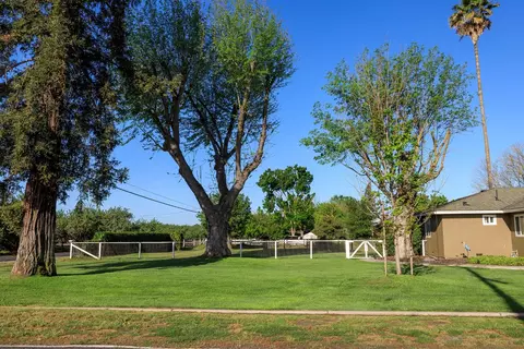 Exterior - 29209 Orange Ave, Escalon, CA 95320 photo 16 of 22