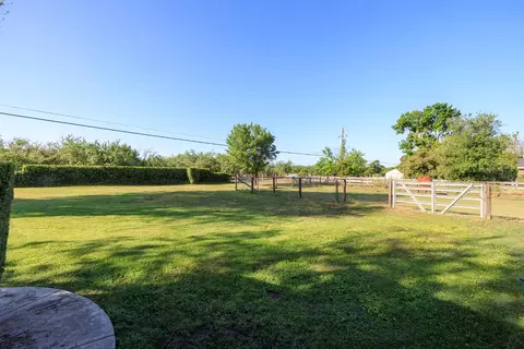 Exterior - 29209 Orange Ave, Escalon, CA 95320 photo 20 of 22