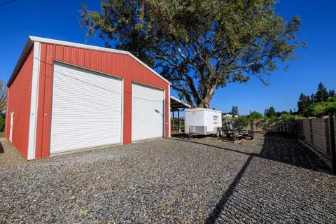 Exterior - 29209 Orange Ave, Escalon, CA 95320 photo 6 of 22
