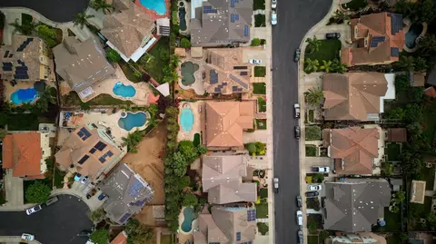 View/Area - 1455 Montauban Ct, Tracy, CA 95304 photo 2 of 7