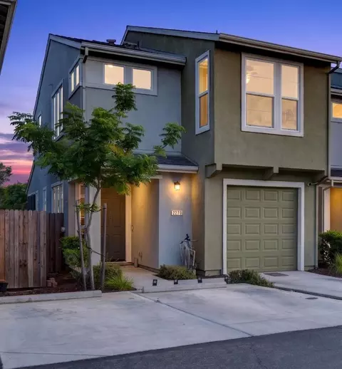 2270 Monte Cassino Ln, Sacramento, CA 95825