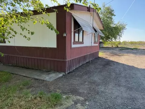 2112 Fig Ave, Patterson, CA 95363 photo 3