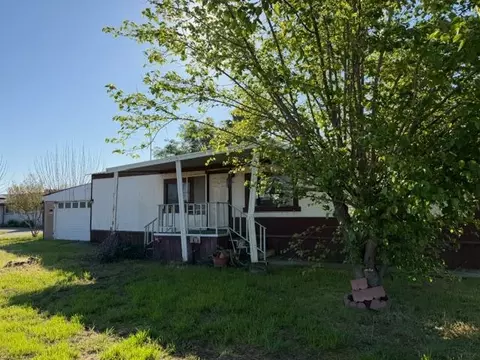 2112 Fig Ave, Patterson, CA 95363