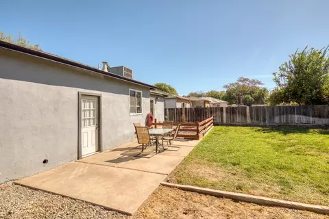 Exterior - 1812 Joann Ave, Modesto, CA 95350 photo 2 of 9