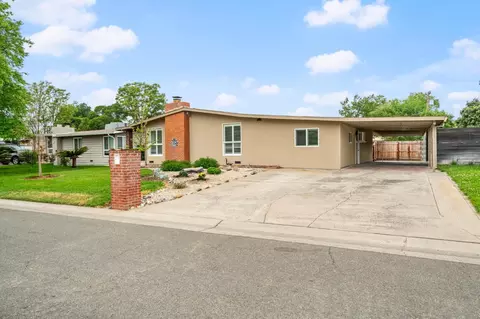 4829 Saint Lynn Ln, Carmichael, CA 95608 photo 4