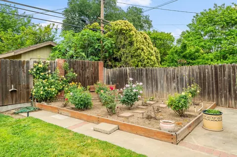 4829 Saint Lynn Ln, Carmichael, CA 95608 photo 48