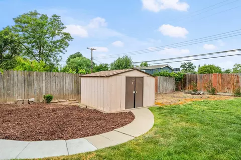 4829 Saint Lynn Ln, Carmichael, CA 95608 photo 46