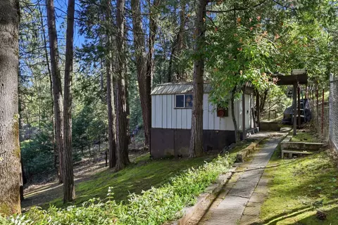 Exterior - 3000 Pleasant Oak Rd, Placerville, CA 95667 photo 13 of 20