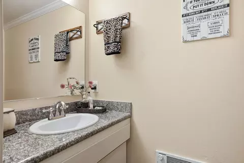 Bath - 3000 Pleasant Oak Rd, Placerville, CA 95667 photo 7 of 7