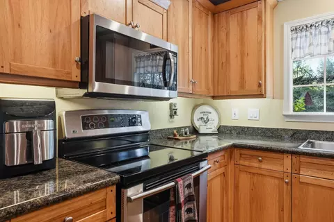 Kitchen - 3000 Pleasant Oak Rd, Placerville, CA 95667 photo 4 of 4