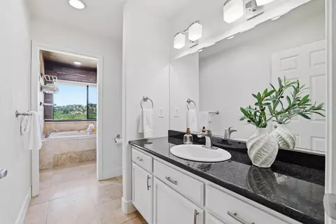 Bath - 5726 Butler Rd, Penryn, CA 95663 photo 2 of 6