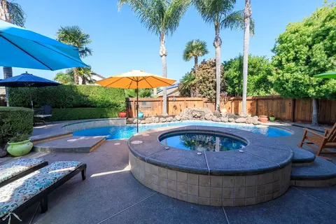 Exterior - 227 Van Dyken Way, Ripon, CA 95366 photo 12 of 22