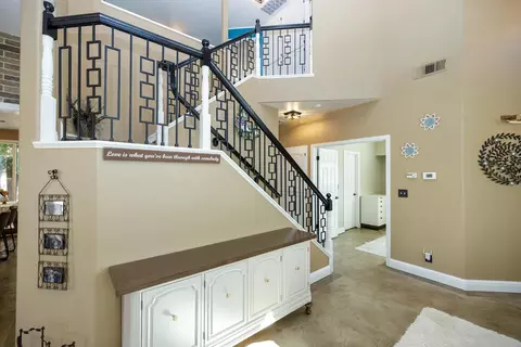 Entry Way - 227 Van Dyken Way, Ripon, CA 95366 photo 9 of 13