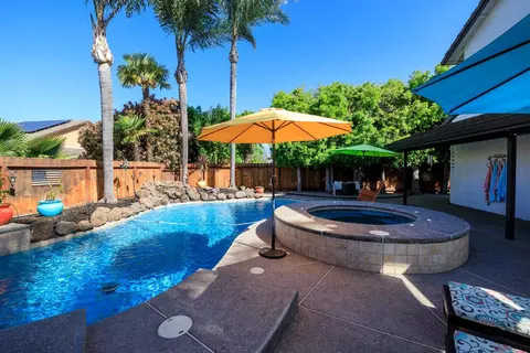 Exterior - 227 Van Dyken Way, Ripon, CA 95366 photo 13 of 22