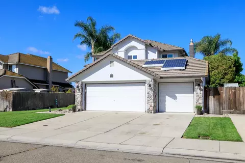 Exterior - 227 Van Dyken Way, Ripon, CA 95366 photo 2 of 22