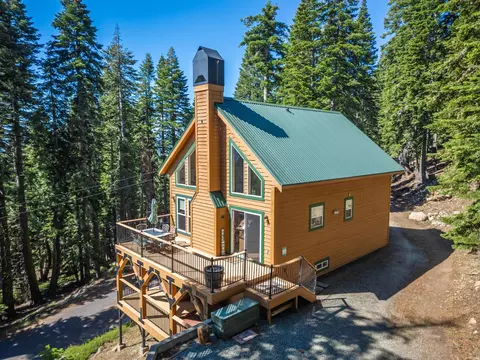 1070 Mountain View Rd, Arnold, CA 95223