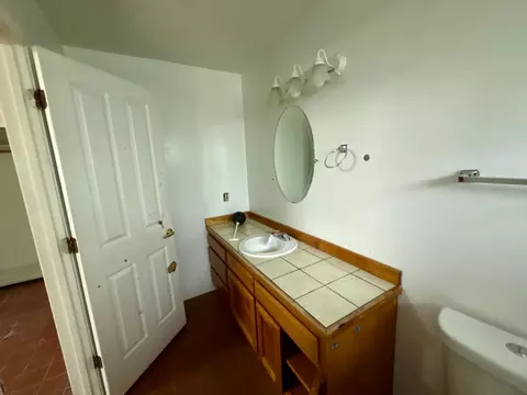 Bath - 364 Bargers Ct, San Andreas, CA 95249 photo 2 of 2