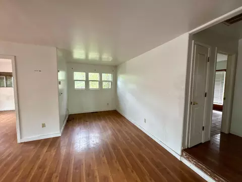Living - 364 Bargers Ct, San Andreas, CA 95249 photo 5 of 8
