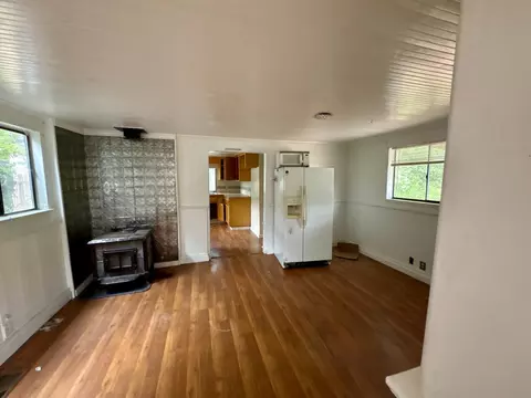 Living - 364 Bargers Ct, San Andreas, CA 95249 photo 7 of 8