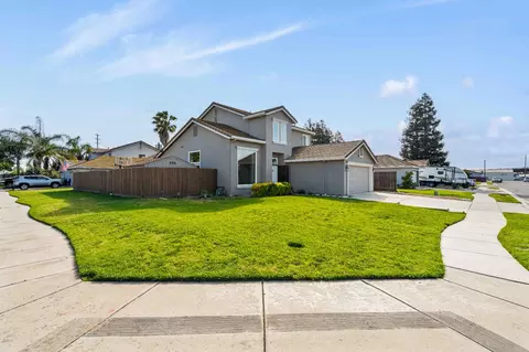 1676 Ramson Dr, Turlock, CA 95380 photo 2