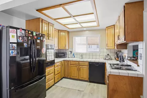 Kitchen - 524 Ribier Ave, Modesto, CA 95350 photo 1 of 2