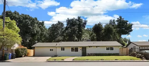Exterior - 42 C St, Galt, CA 95632 photo 9 of 10