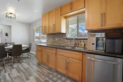 Kitchen - 42 C St, Galt, CA 95632 photo 4 of 4