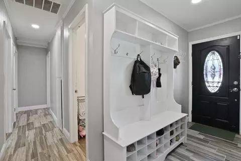 Entry Way - 42 C St, Galt, CA 95632 photo 2 of 2