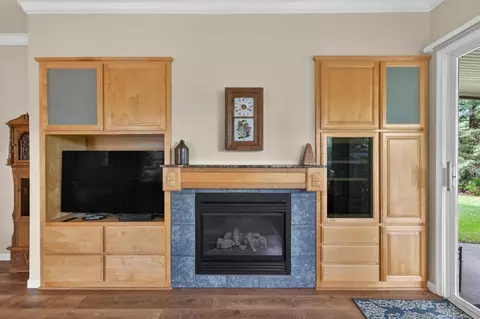 Living - 1817 Titian Ct, Davis, CA 95618 photo 2 of 2