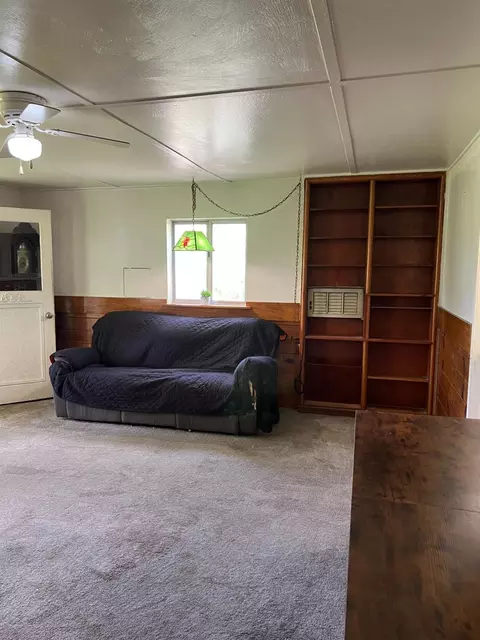 Living - 3085 Texerna Ct, Placerville, CA 95667 photo 2 of 5