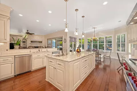 Kitchen - 2073 Prado Vis, Lincoln, CA 95648 photo 6 of 7