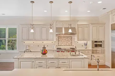 Kitchen - 2073 Prado Vis, Lincoln, CA 95648 photo 3 of 7