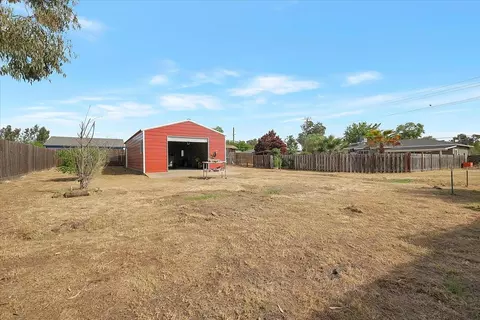 Exterior - 229 W Delano St, Elverta, CA 95626 photo 11 of 11