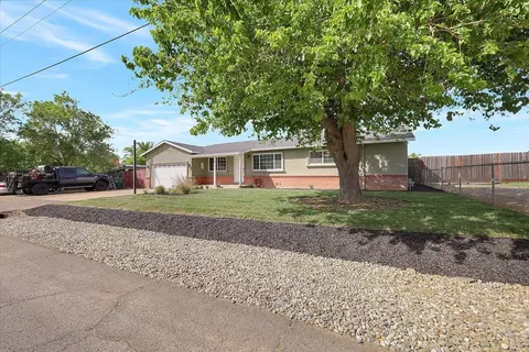 Exterior - 229 W Delano St, Elverta, CA 95626 photo 3 of 11