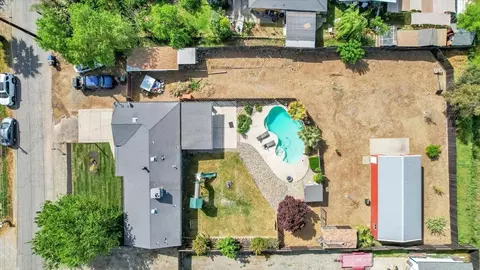 View/Area - 229 W Delano St, Elverta, CA 95626 photo 1 of 6