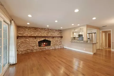 Living - 1150 Junewood Ct, Lodi, CA 95242 photo 2 of 7