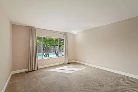 Living - 1150 Junewood Ct, Lodi, CA 95242 photo 6 of 7