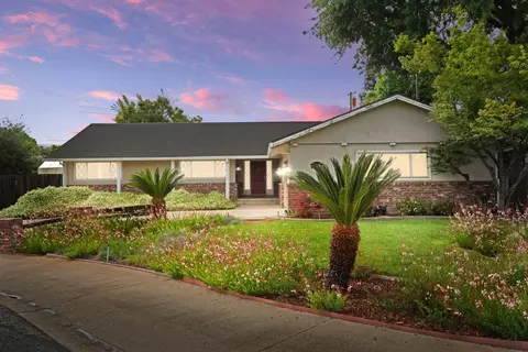 1150 Junewood Ct, Lodi, CA 95242