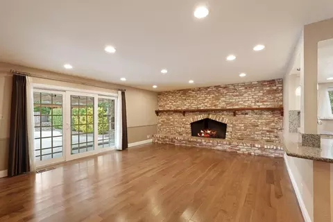Living - 1150 Junewood Ct, Lodi, CA 95242 photo 1 of 7