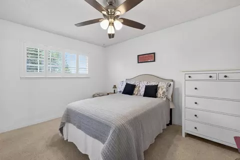 Bedroom - 19195 Dahlin Rd, Escalon, CA 95320 photo 2 of 6