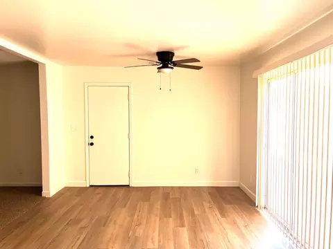 Living - 1501 Pelton Ave, Modesto, CA 95351 photo 3 of 4